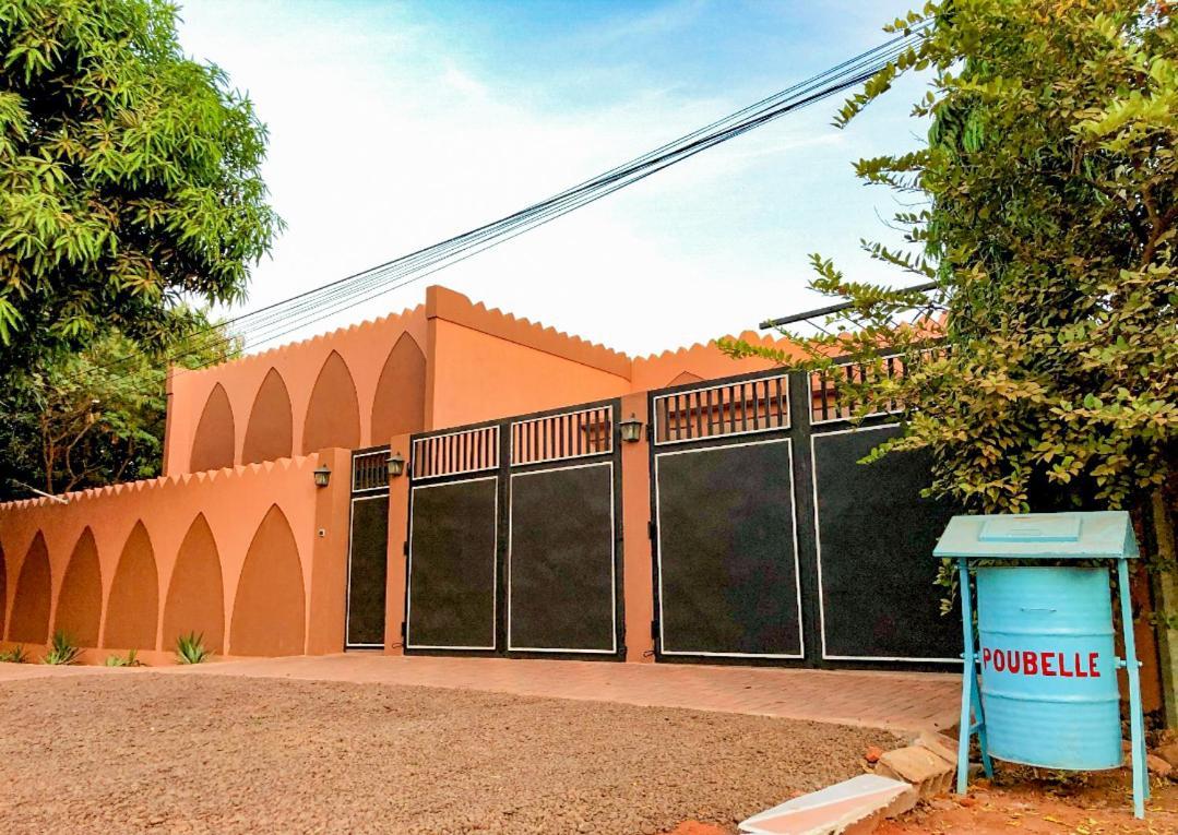 Villa Soudan Бобо-Диуласо Екстериор снимка