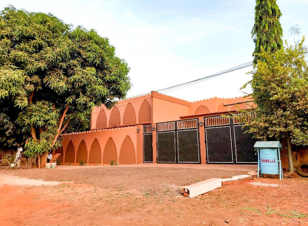 Villa Soudan Бобо-Диуласо Екстериор снимка